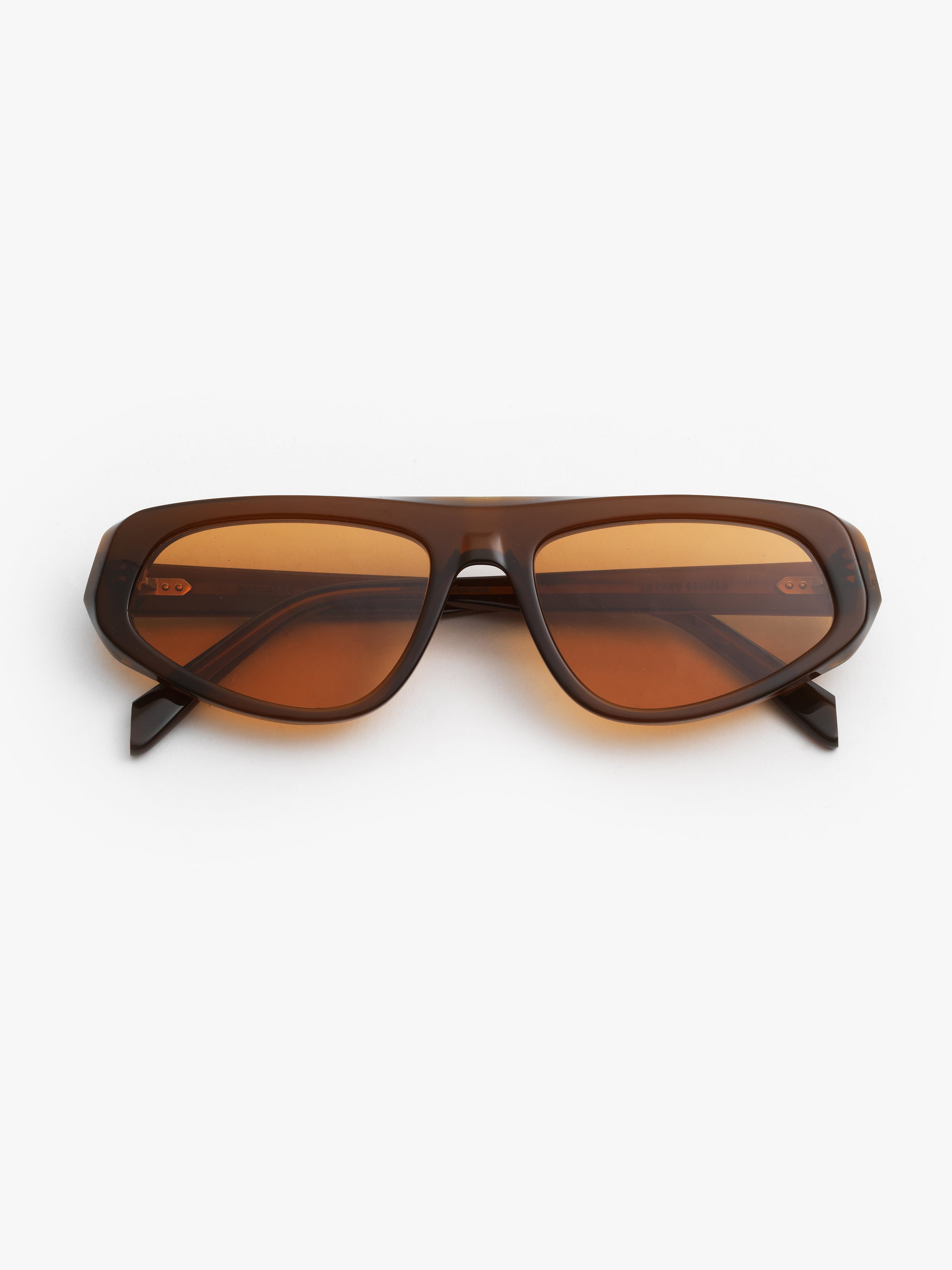 Lazare Studio Metcalfe Doppio Dark Amber Delight – I Visionari