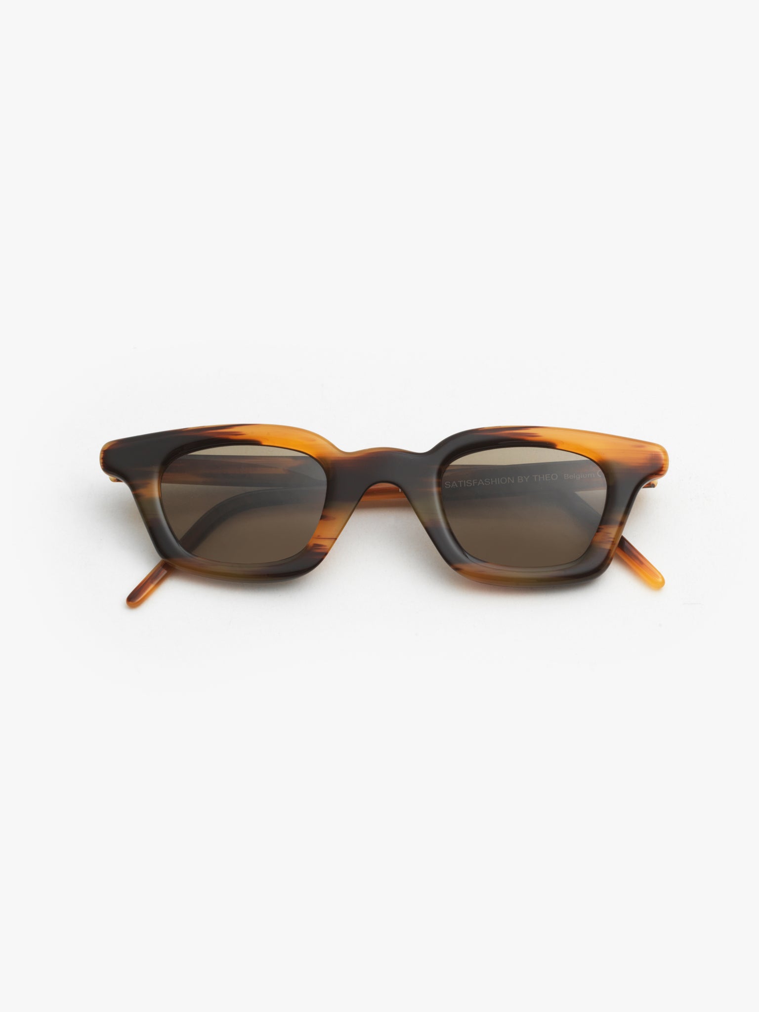 Theo / Satisfashion 76 / Havana Vintage