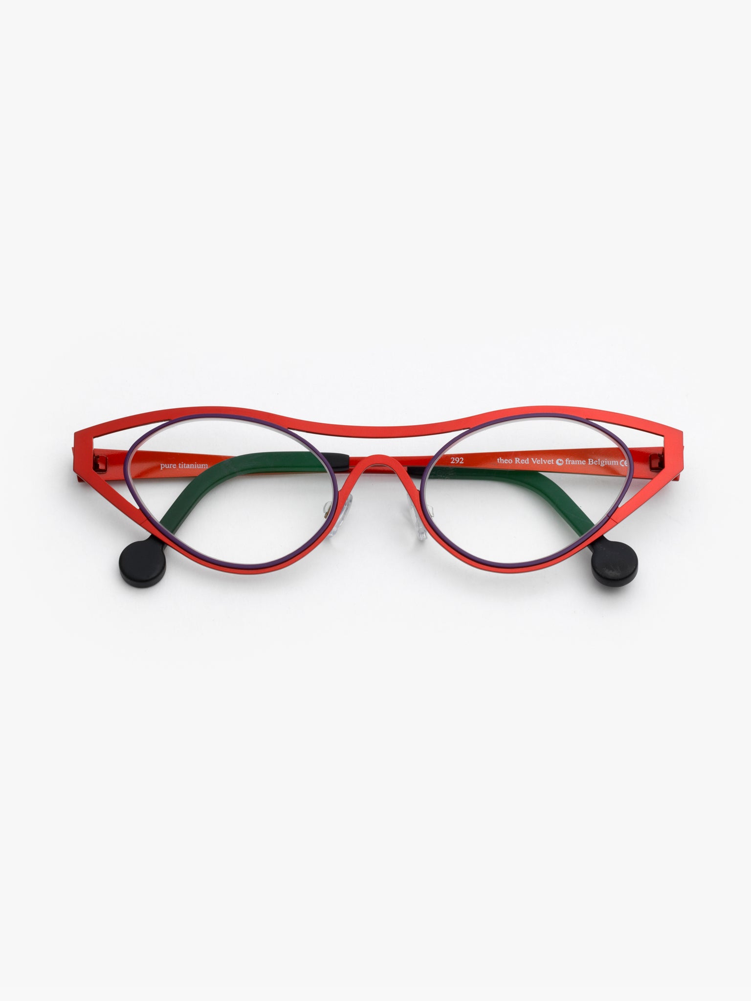 Theo / Red Velvet / 292 - I Visionari