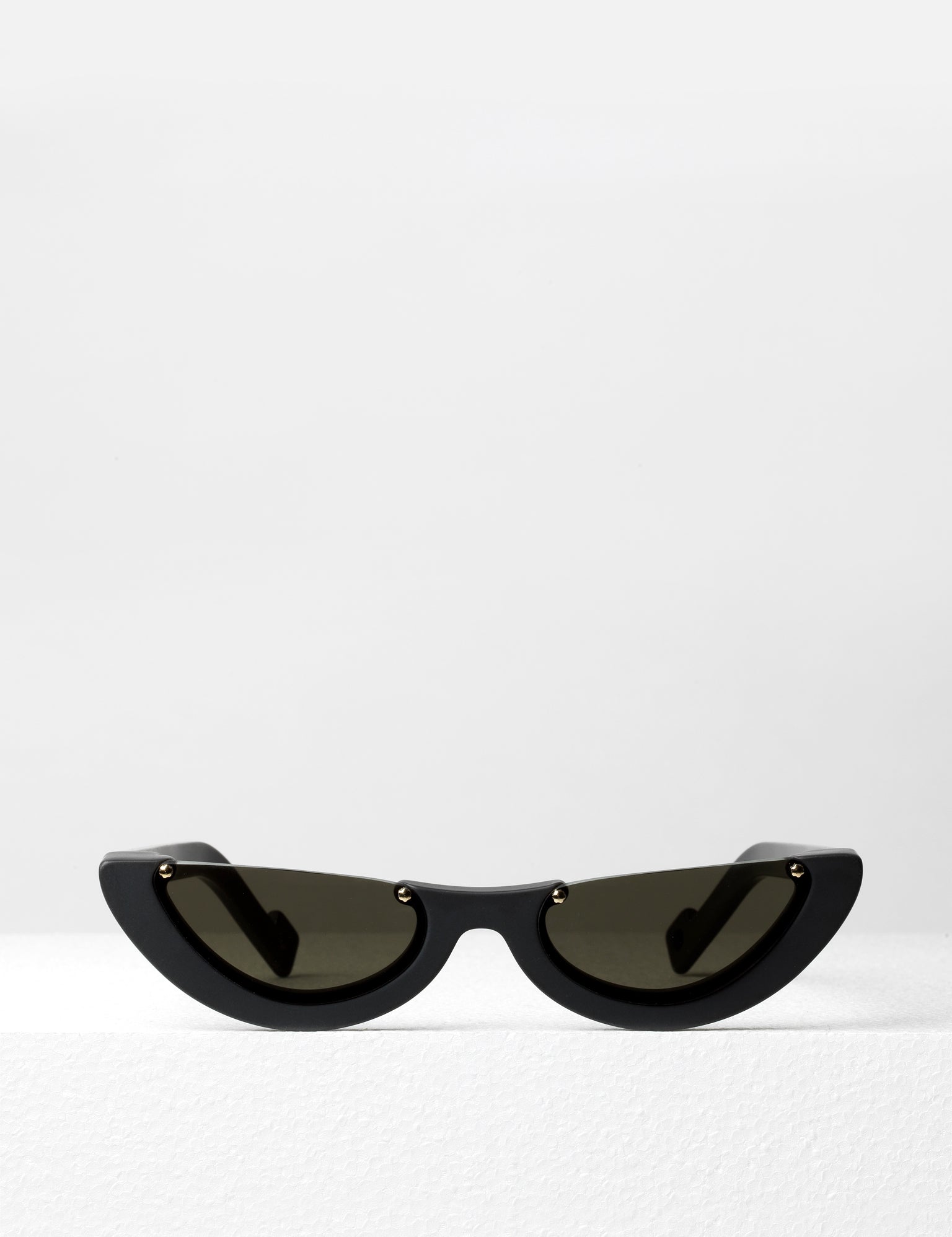 Pawaka / Empat 4 / Matte Grey Limited Edition - I Visionari