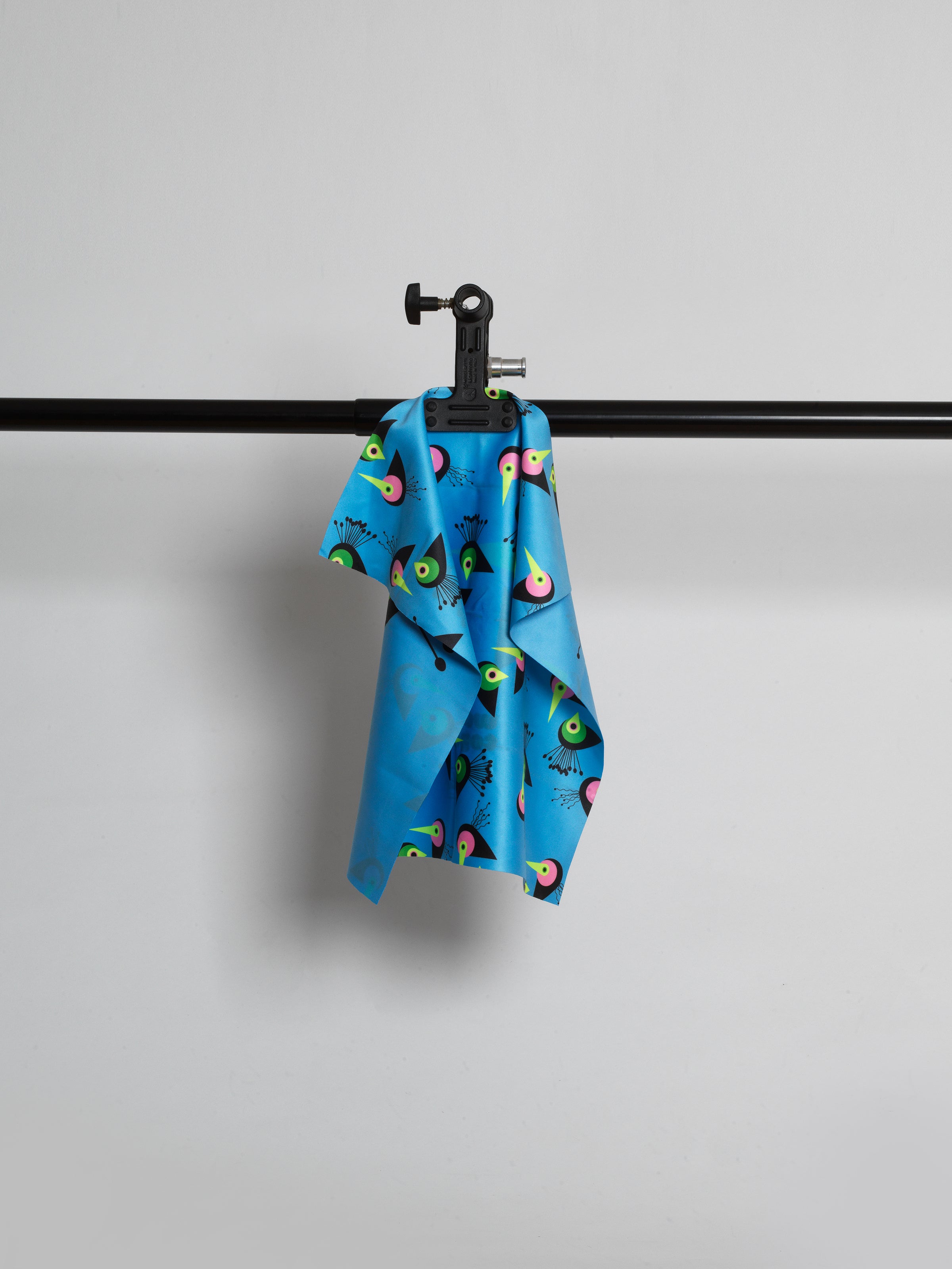 THEO / We Flock Together Collector's Cleaning Cloth / Small Birds of Paradise by Theo, Accessories - - Independent curated luxury eyewear available at I Visionari