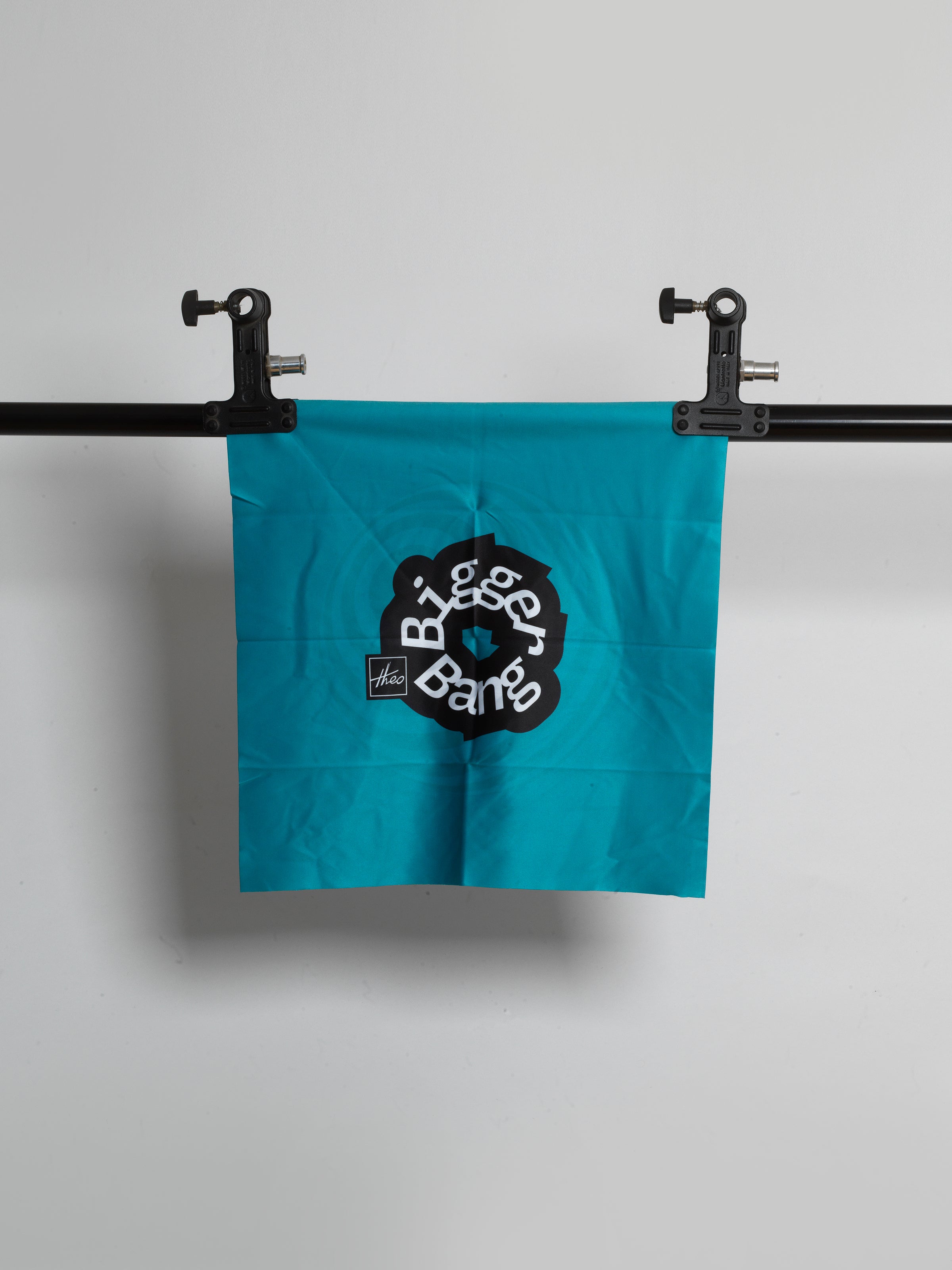 THEO / Bigger Bang Collector's Cleaning Cloth / Green by Theo, Accessories - - Independent curated luxury eyewear available at I Visionari