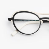 Theo / Cinnamon Cappuccino / 002 Black Matte + Cappuccino White