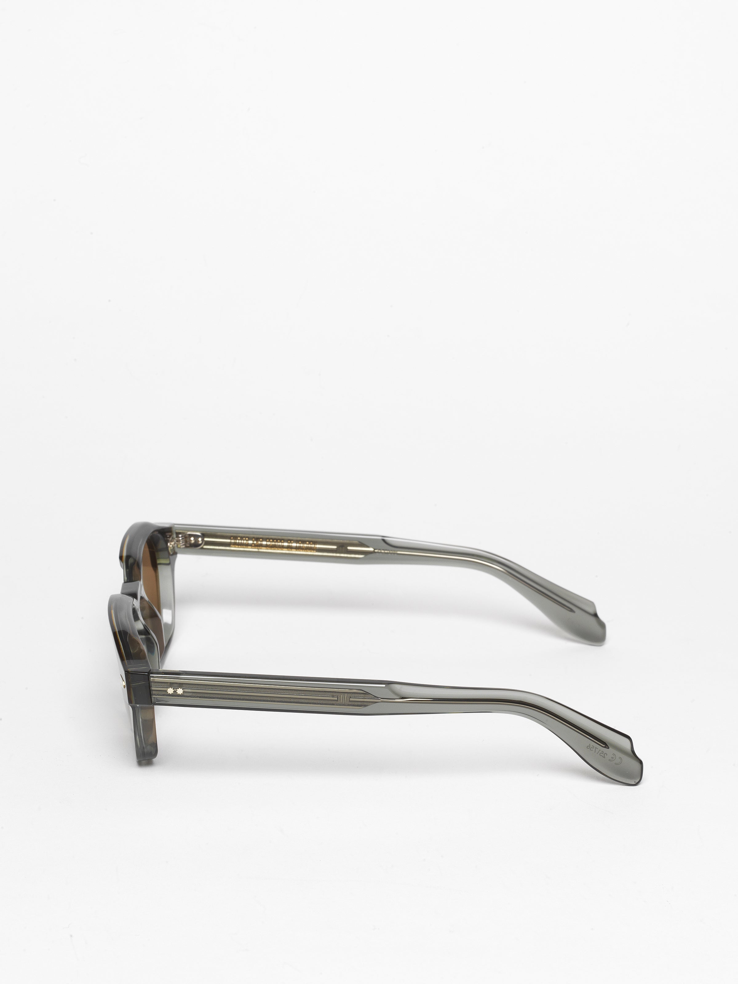 Cutler and Gross / 1420 / Havana on Grey – I Visionari