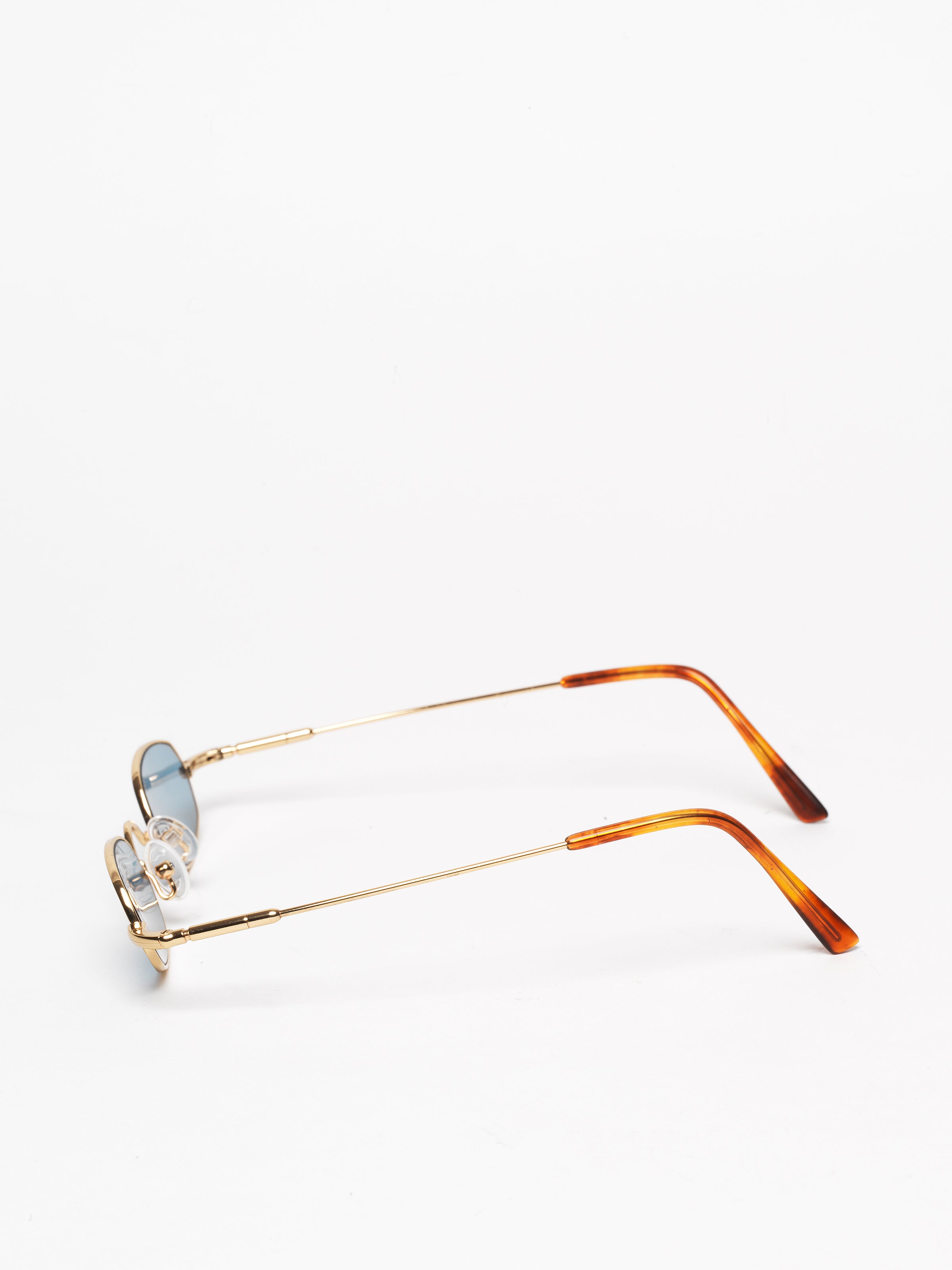 Gouverneur Audigier The Small Precious Yellow Gold with Sky Blue Lenses sunglasses, side profile