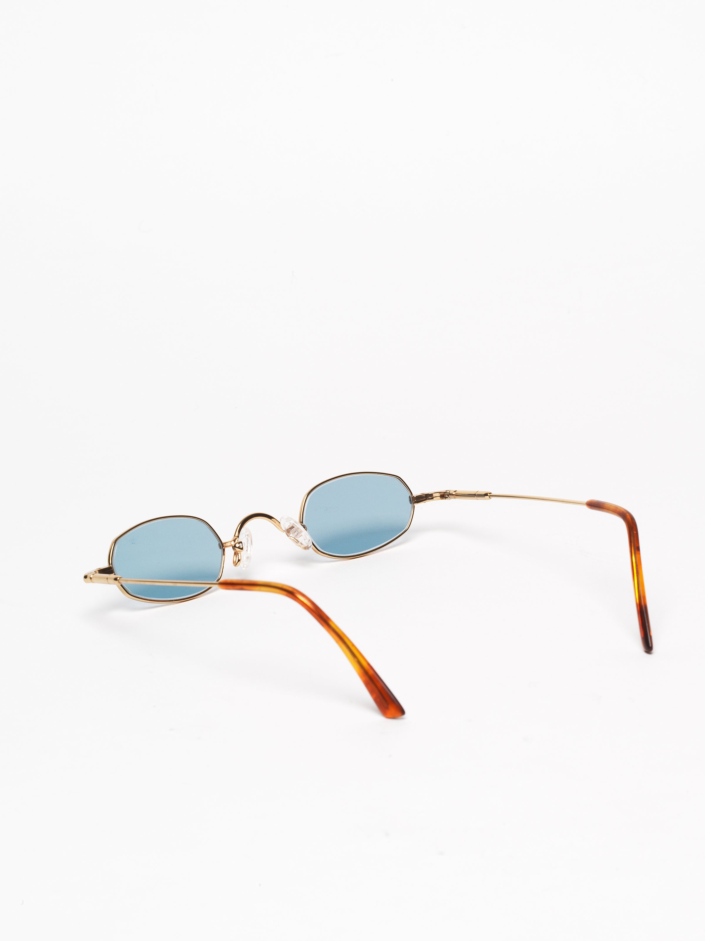 Gouverneur Audigier The Small Precious Yellow Gold with Sky Blue Lenses sunglasses, rear three-quarter view