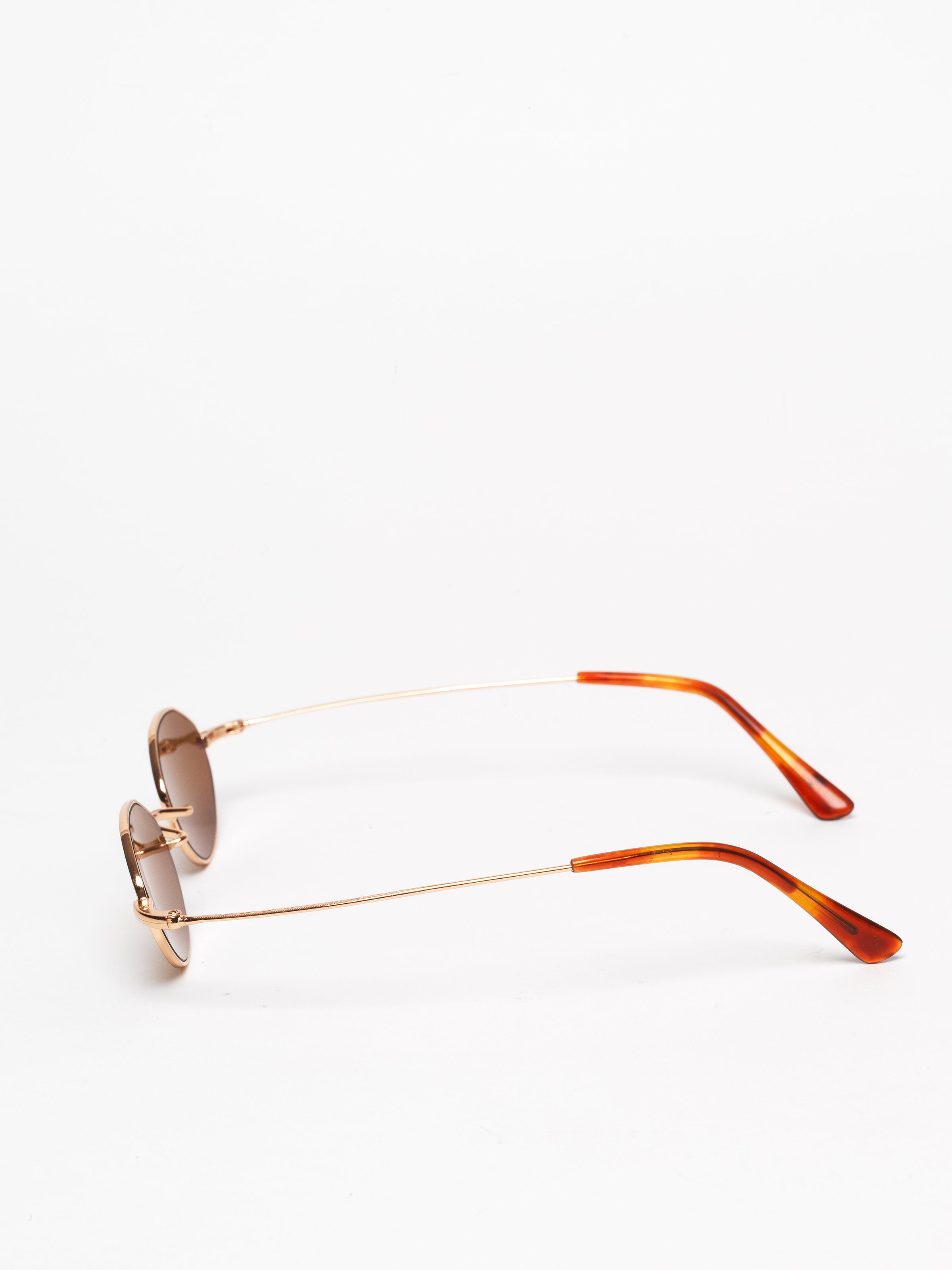 Gouverneur Audigier The Reimagined Oval Rose Gold with Warm Brown Lenses sunglasses, side profile