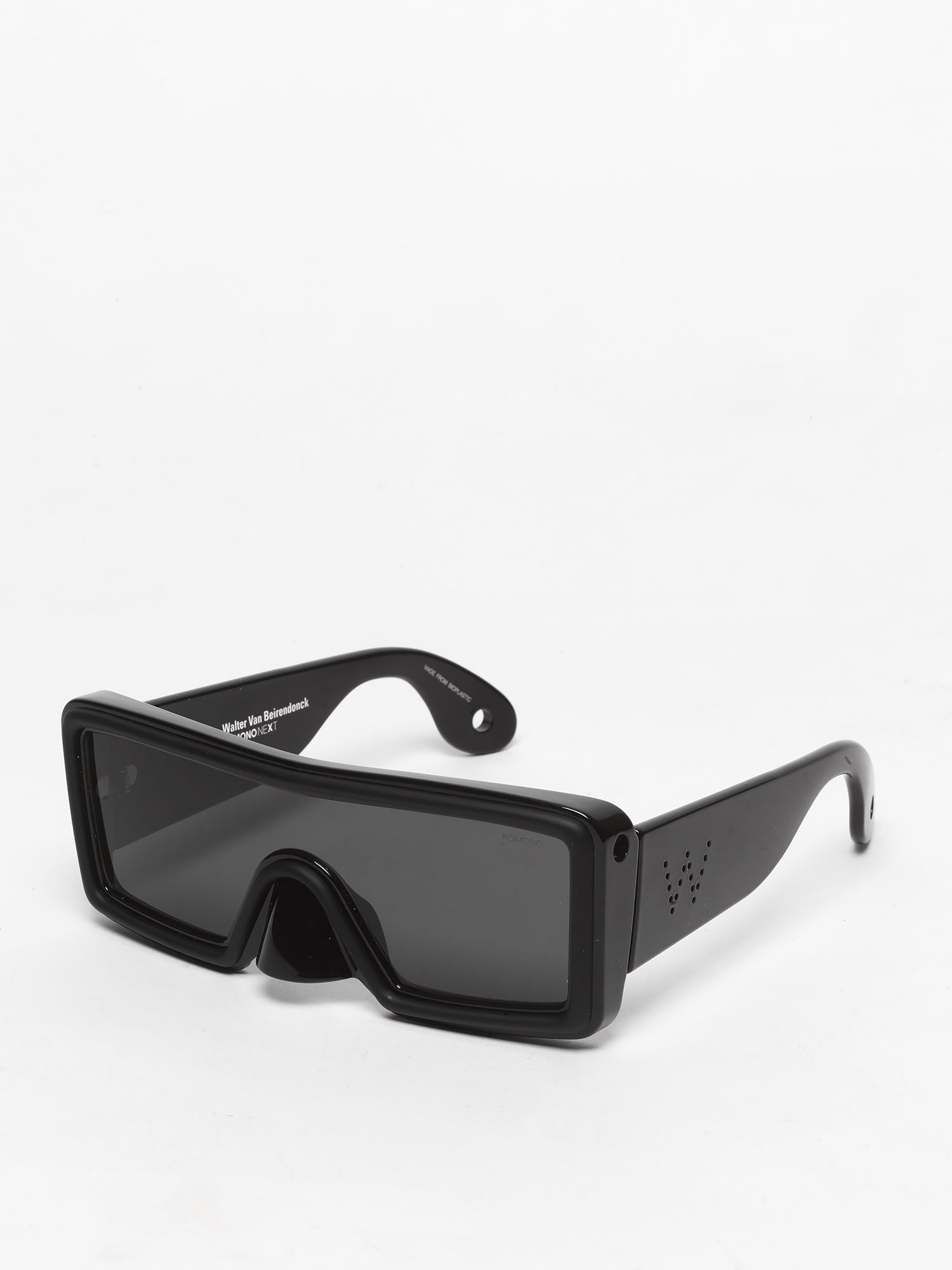 Komono x Walter Van Beirendonck / Ufo / Triple Black – I Visionari