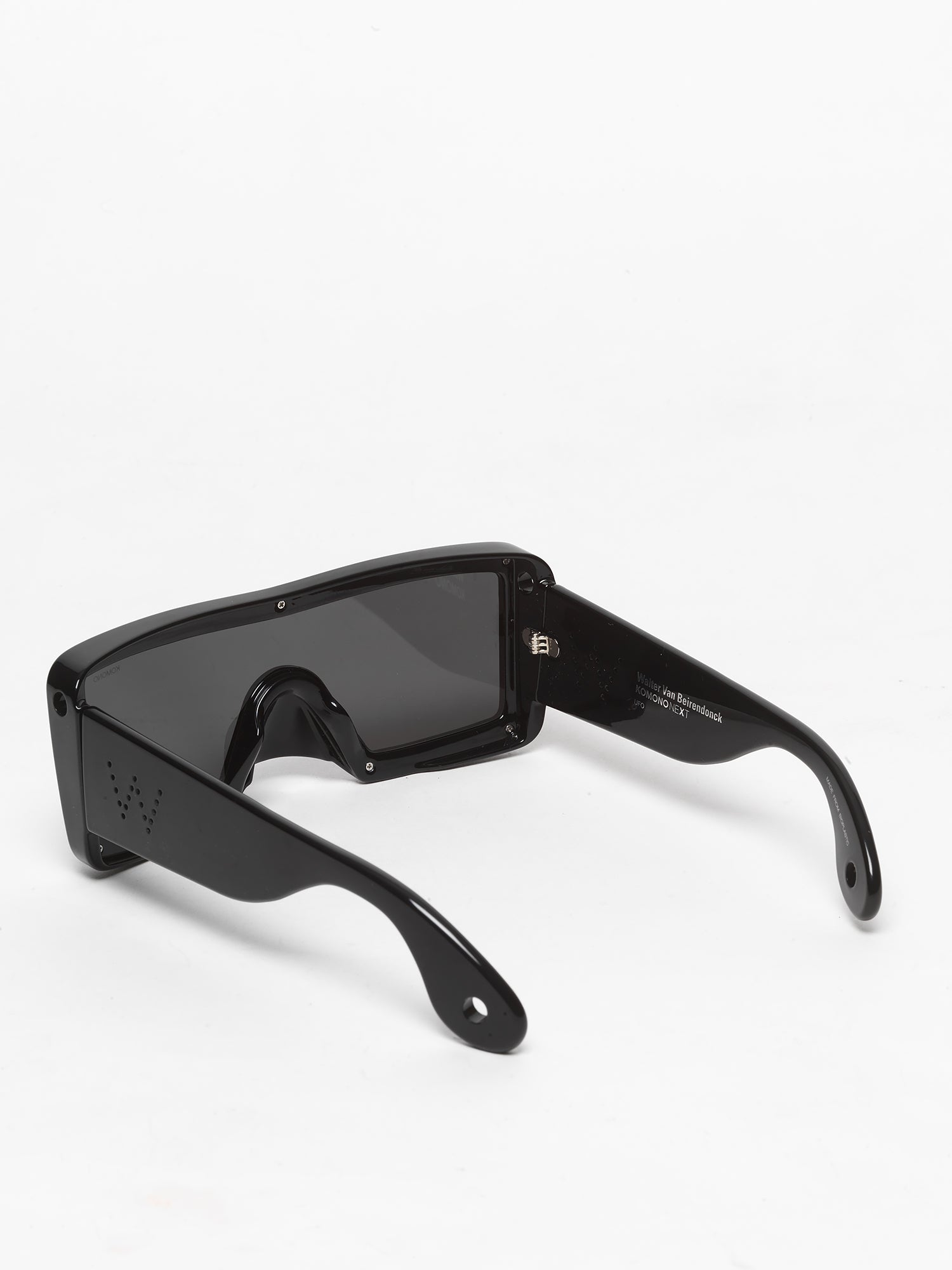 Komono x Walter Van Beirendonck / Ufo / Triple Black – I Visionari