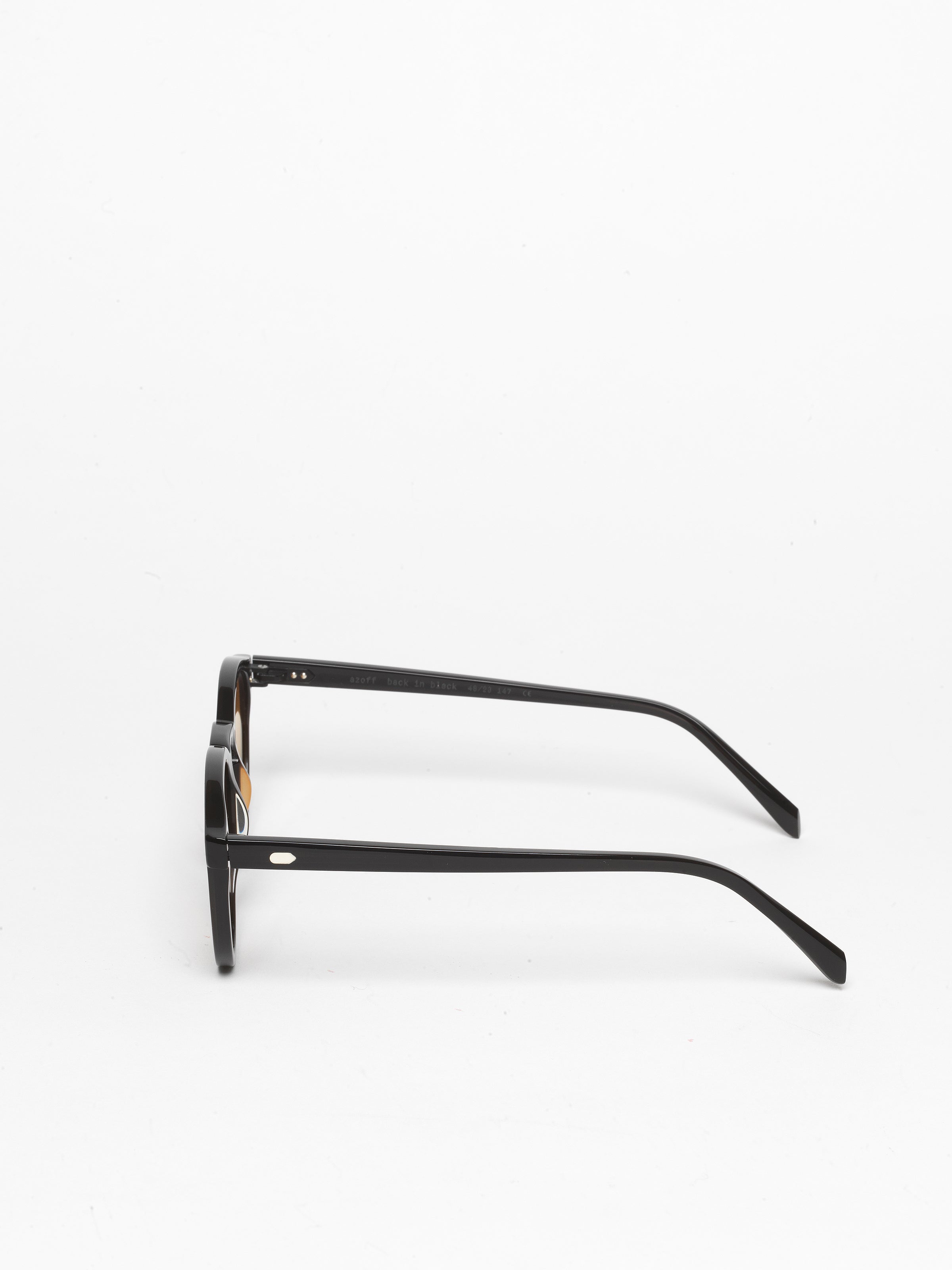 Lazare Studio Azoff Back in Black Amber Delight – I Visionari