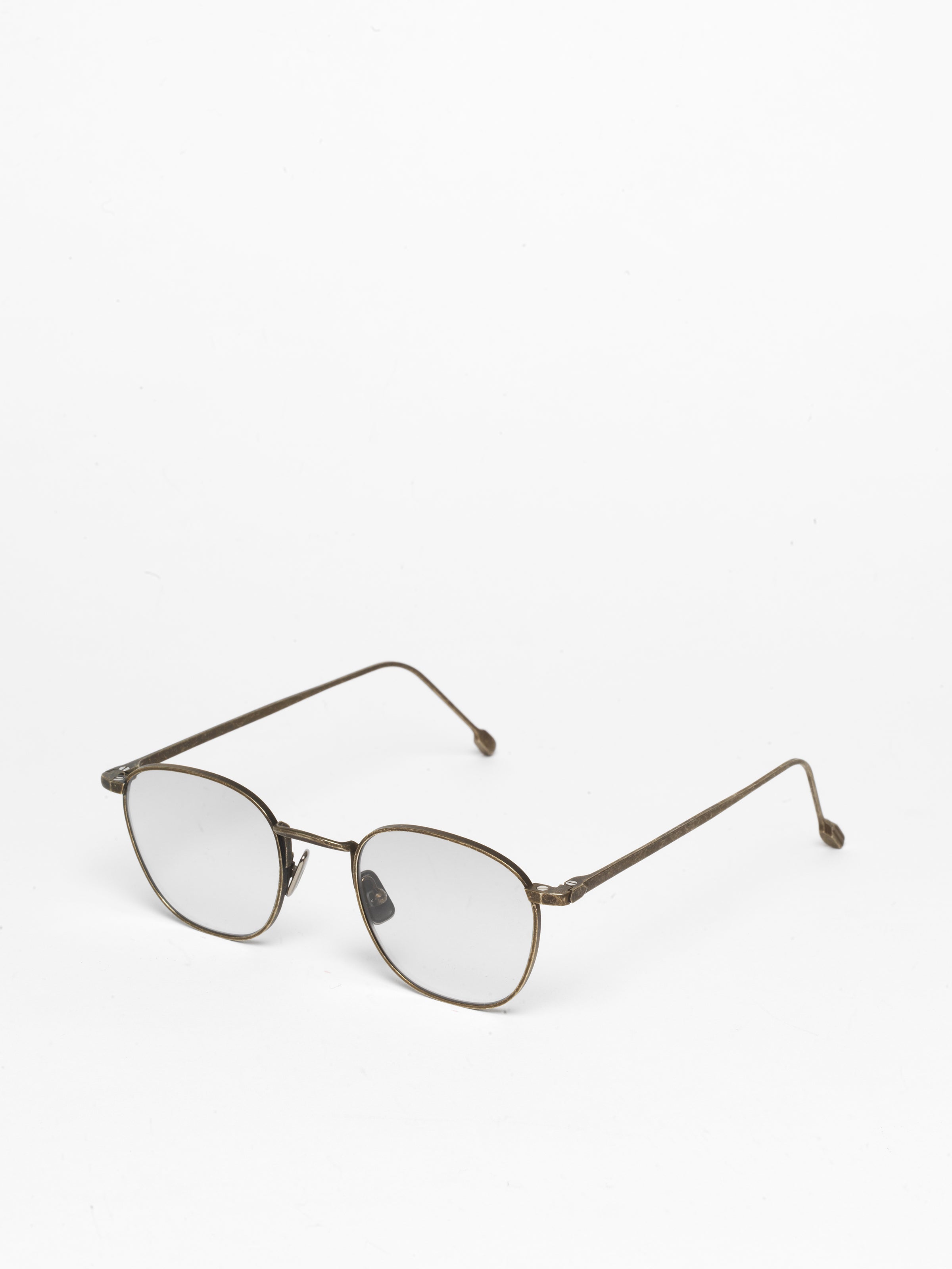 Lazare Studio | I Visionari