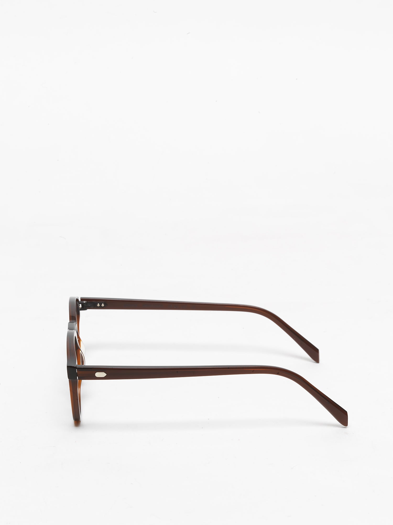 Lazare Studio Gopnik Americano – I Visionari