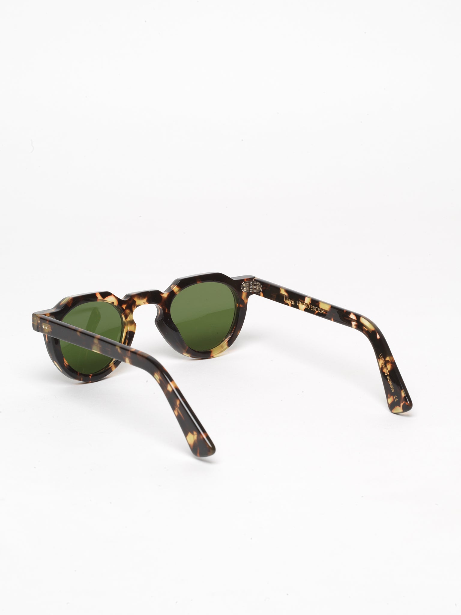 Lesca Lunetier / Crown Panto 8mm / Marble Tortoise with Dark Vintage Green  Mineral Lenses