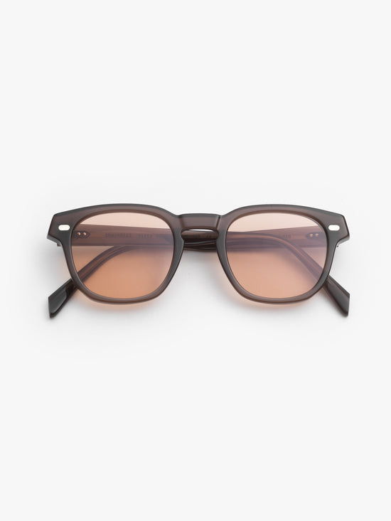 Lazare Studio / Thornhill / Dirty Dumbo Surprise Peach