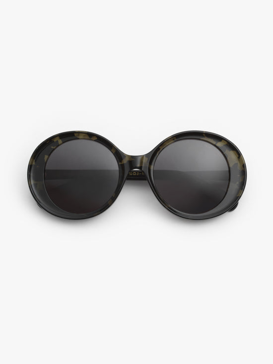 Oliver Goldsmith / 1960 / Army Tortoise