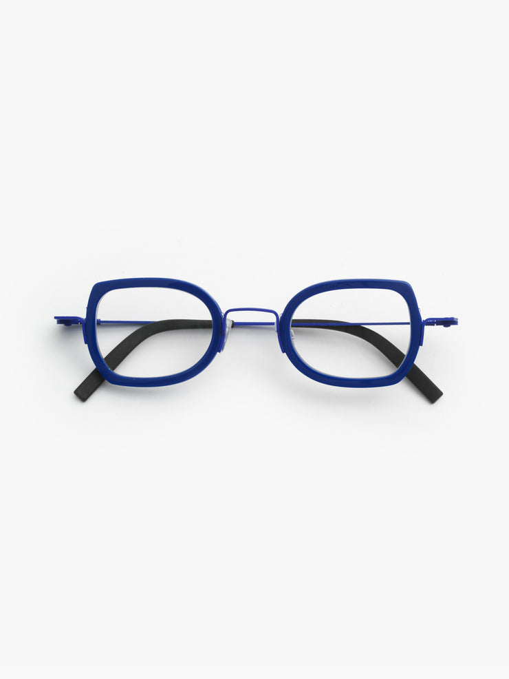 Theo / Butternut / 050 Solid Blue and Electric Blue